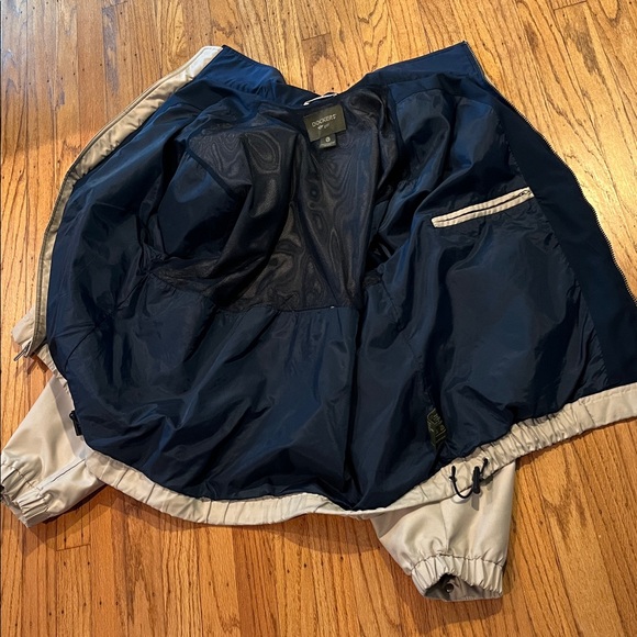 Dockers Men's Beige and Navy Windbreaker - Picture 5 of 9